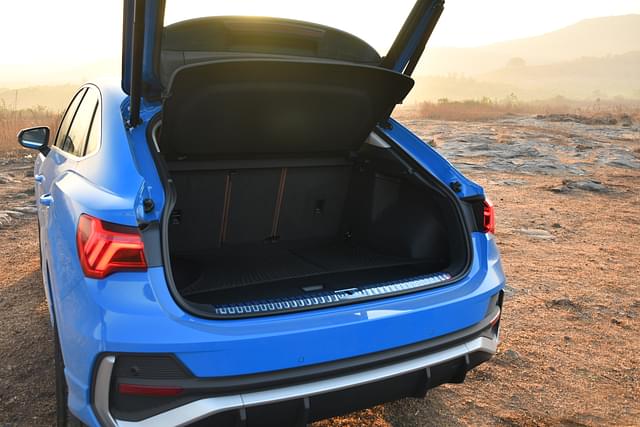 Rear View Image - 3358