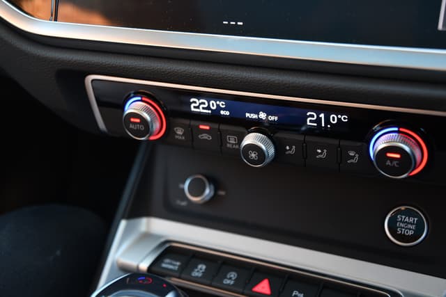 Infotainment System Image - 3369