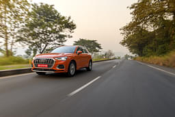 Audi Q3 Front Left Three Quarter