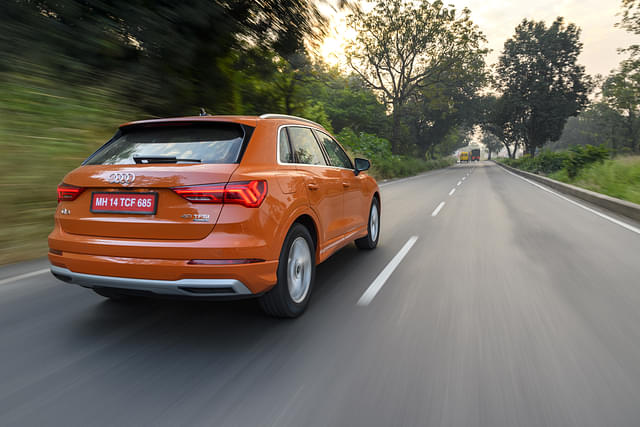 Rear View Image - 3276