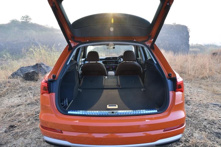 Audi Q3 Front Row Seats