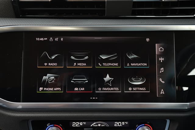 Infotainment System Image - 3317