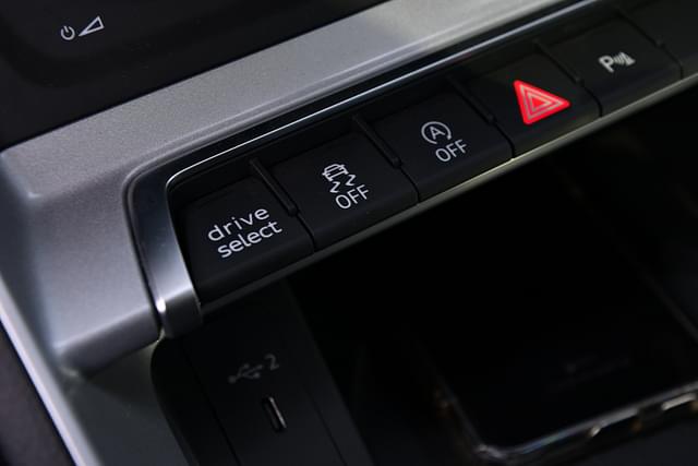 Console Storage Image - 3319