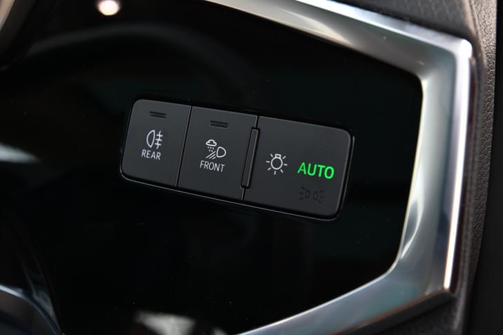 Audi Q3 Door Controls