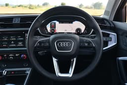 Audi Q3 Dashboard