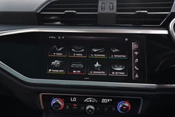 Audi Q3 Dashboard