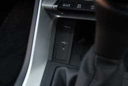 Audi Q3 12V Power Outlets 2