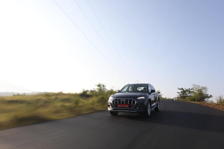 Audi Q5 Front Right Three Quarter