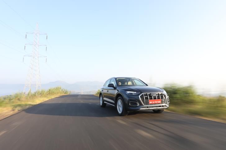 Audi Q5 Front Right Three Quarter