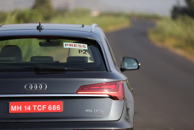 Rear View Image - 6628