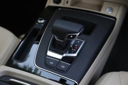 Audi Q5 Console Storage