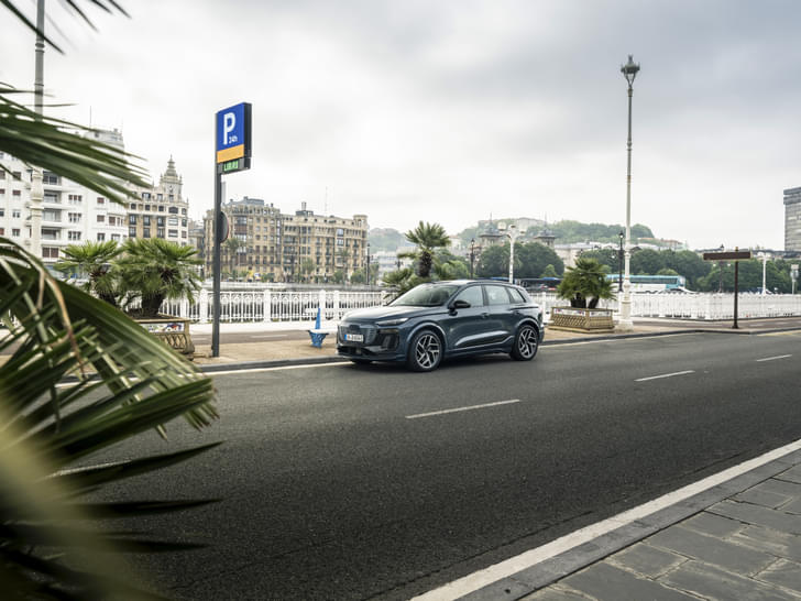 Front Right Three Quarter