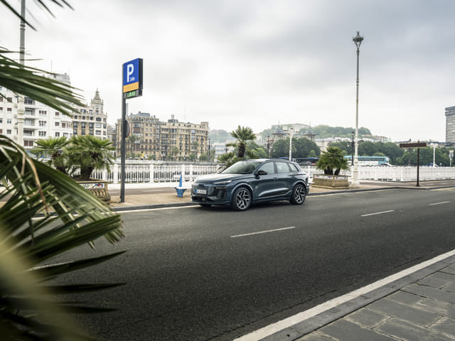 Front Right Three Quarter