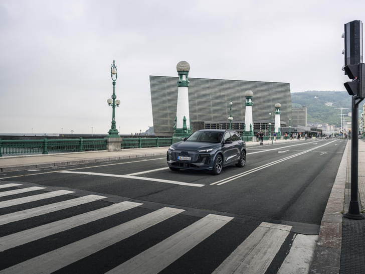 Front Right Three Quarter