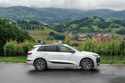 Audi Q6 e-tron Front Right Three Quarter Audi Q6 e-tron Front Right Three Quarter