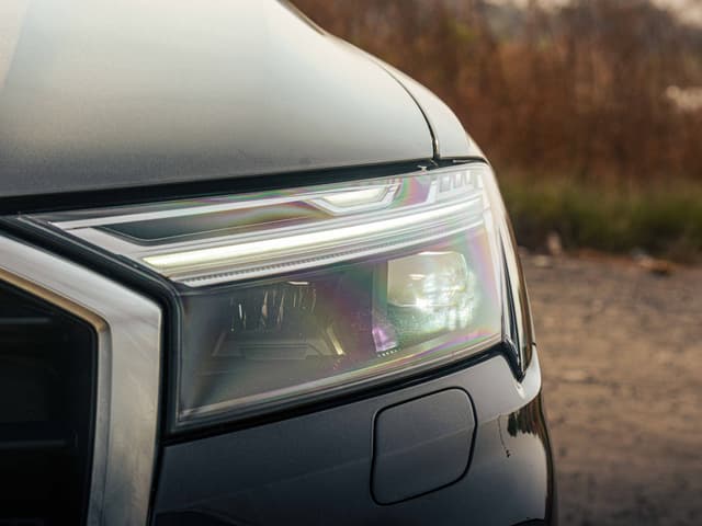 Headlight Image - 29516