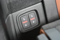 Audi Q7 Driver Height Adjustable Seat