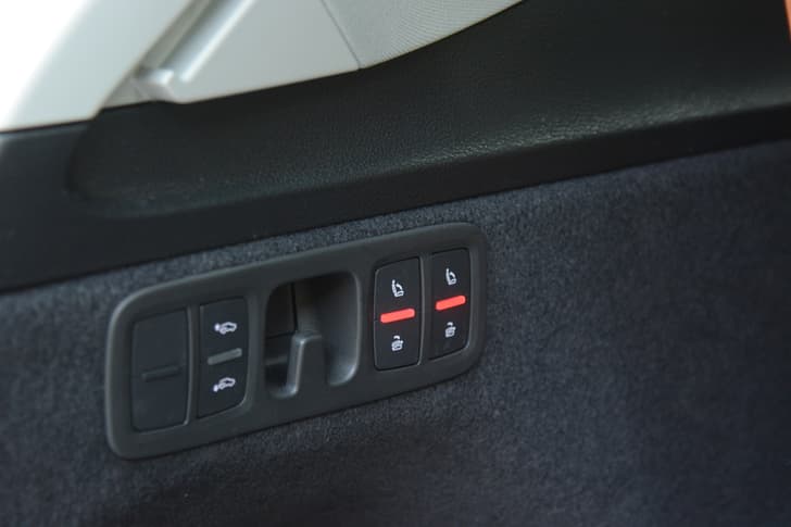 Audi Q7 Door Controls