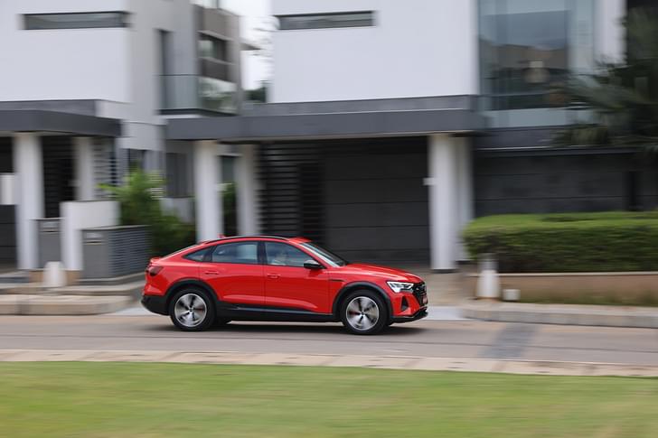Audi Q8 E Tron Sportback Front Right Three Quarter