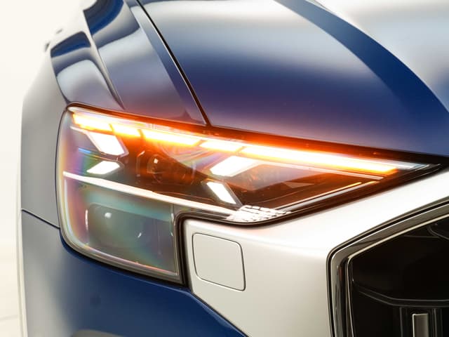 Headlight Image - 33976