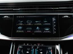 Audi Q8 Dashboard
