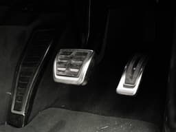 Audi Q8 Foot Controls Audi Q8 Foot Controls