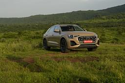 Audi Q8 Front Right Three Quarter