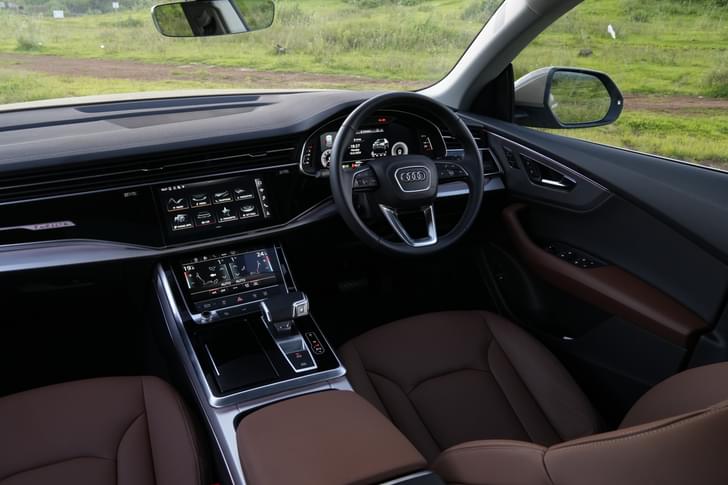 Audi Q8 Dashboard