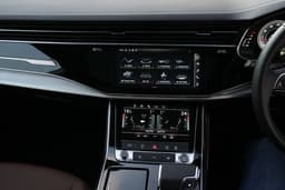 Audi Q8 Dashboard