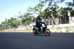 Bgauss Ruv 350 Front Left Three Quarter