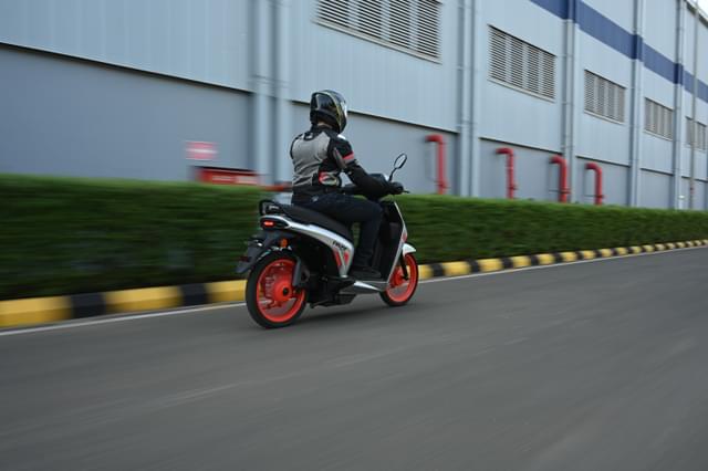 Rear View Image - 21622