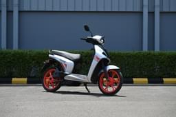 Bgauss Ruv 350 Front Left Three Quarter