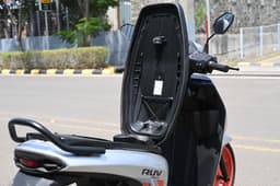 Bgauss Ruv 350 Boot Open
