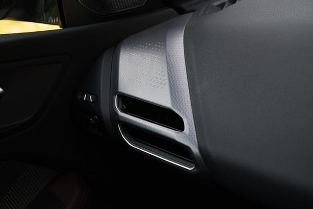Ac Vents Front Image - 19411
