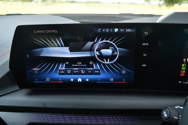 Infotainment System Image - 19406