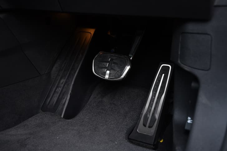Bmw 2 Series Gran Coupe Foot Controls