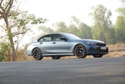 Bmw 3 Series Front Right Three Quarter