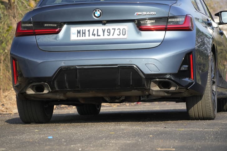 Bmw 3 Series Rear View