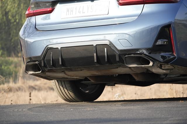 Rear View Image - 6752