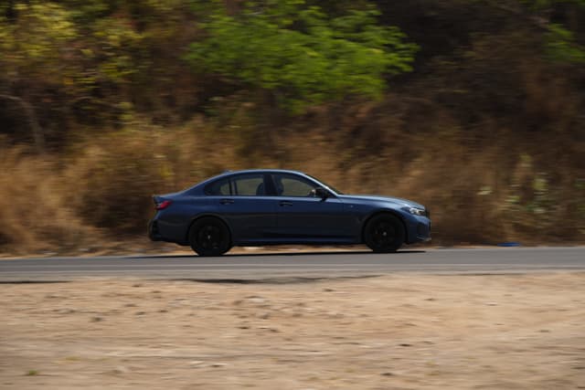 BMW 3 Series Color Blue