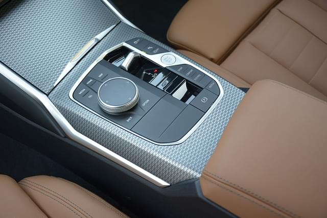 Center Console Cup Holders Image - 16258