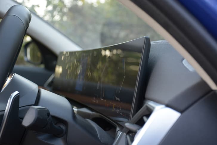 Bmw 3 Series Lwb Infotainment System