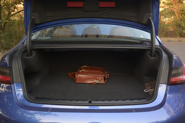 Rear View Image - 16290