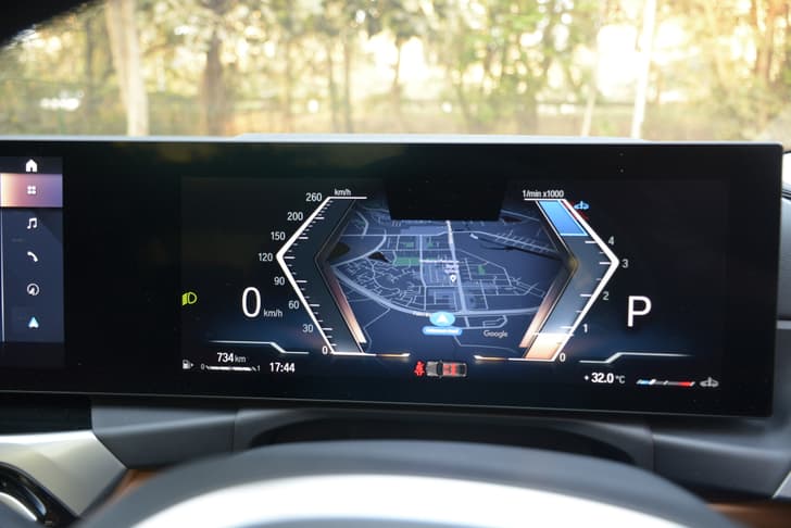 Bmw 3 Series Lwb Dashboard