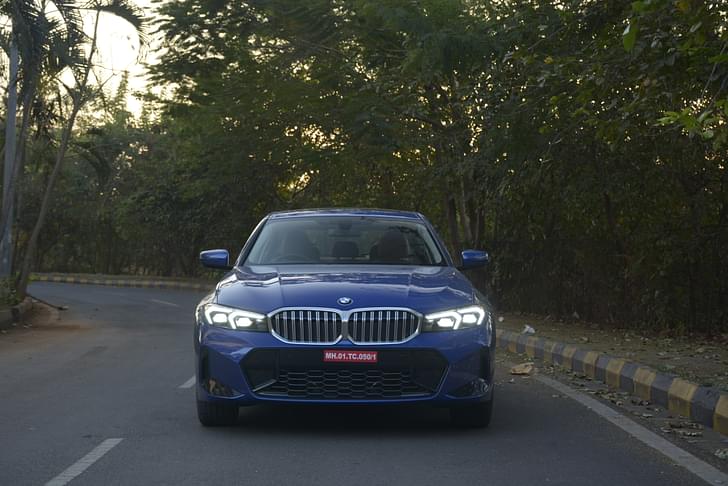 Bmw 3 Series Lwb Front View