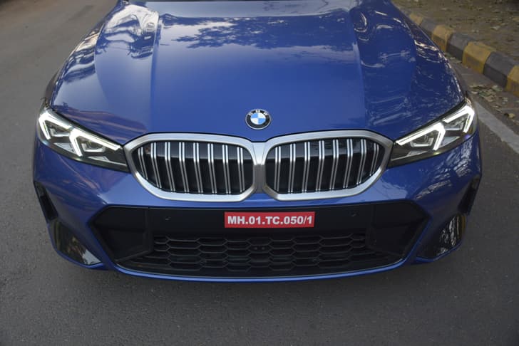 Bmw 3 Series Lwb Front View