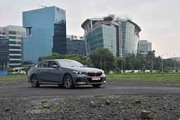 Bmw 5 Series Lwb Front Left Three Quarter
