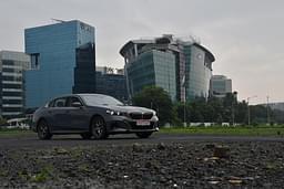 Bmw 5 Series Lwb Front Right Three Quarter