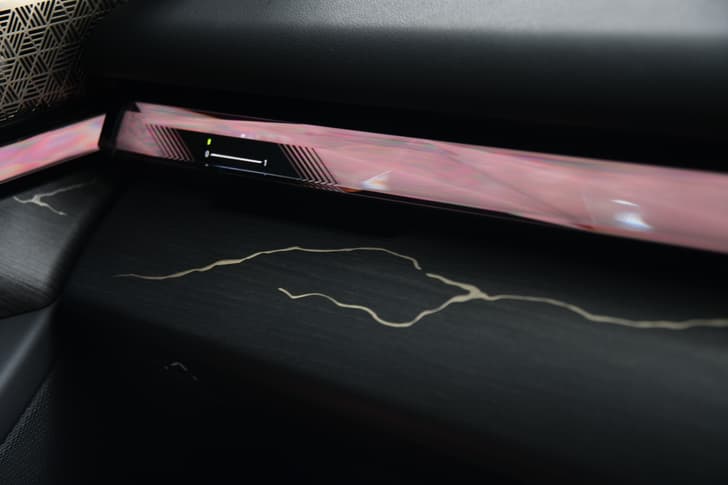 Bmw 5 Series Lwb Infotainment System