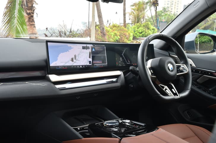 Bmw 5 Series Lwb Dashboard